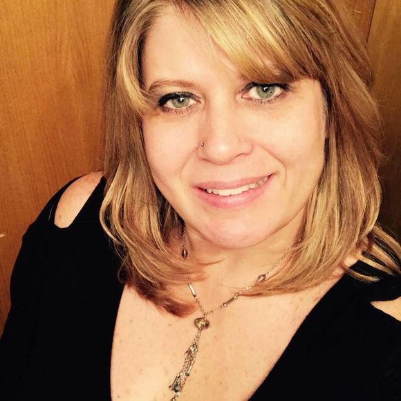 Meet your Posher, Ericka - Picture 1 of 1